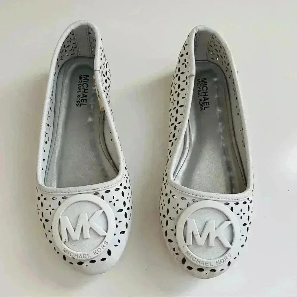Micheal Kors White Flats